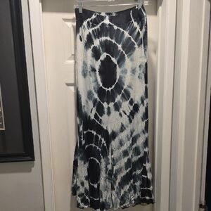 Poof Excellence Black and White Tie Dye Strapless Dress